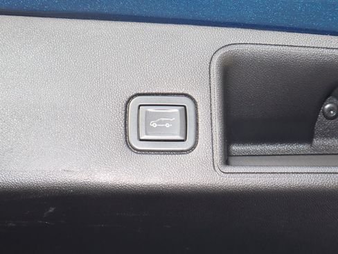 Used 2020 GMC Terrain SLE w/ Driver Convenience Package image 20