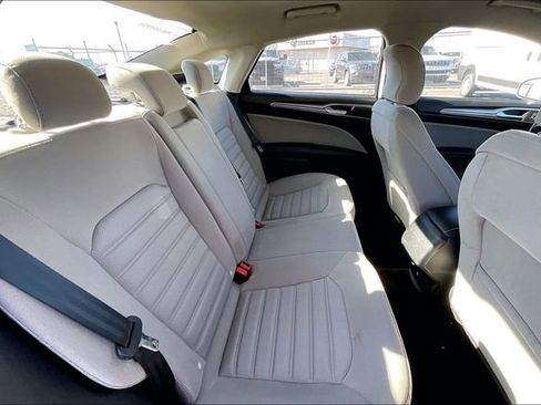 Used 2018 Ford Fusion S image 28