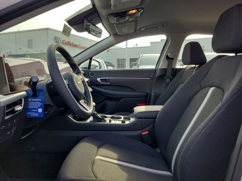 New 2026 Hyundai Sonata SE FWD image 14