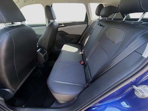 Used 2022 Volkswagen Taos SE image 23