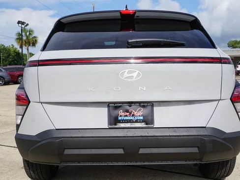 New 2026 Hyundai Kona SEL Sport FWD image 6