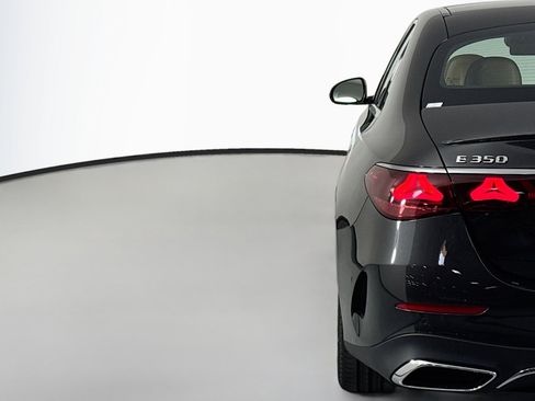 New 2026 Mercedes-Benz E 350 4MATIC Sedan image 14