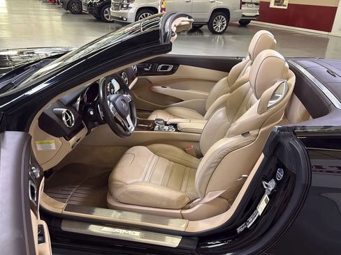 Used 2013 Mercedes-Benz SL 63 AMG image 18