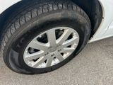 Used 2014 Chrysler Town & Country Touring image 5