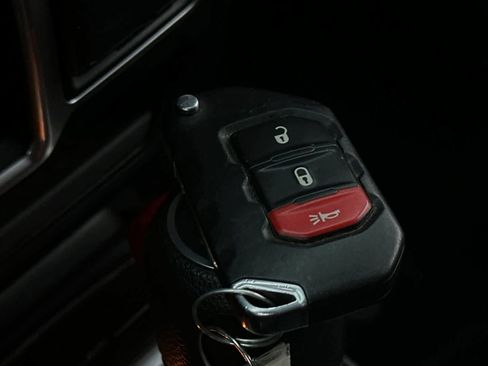 Used 2018 Jeep Wrangler Unlimited Sport image 22