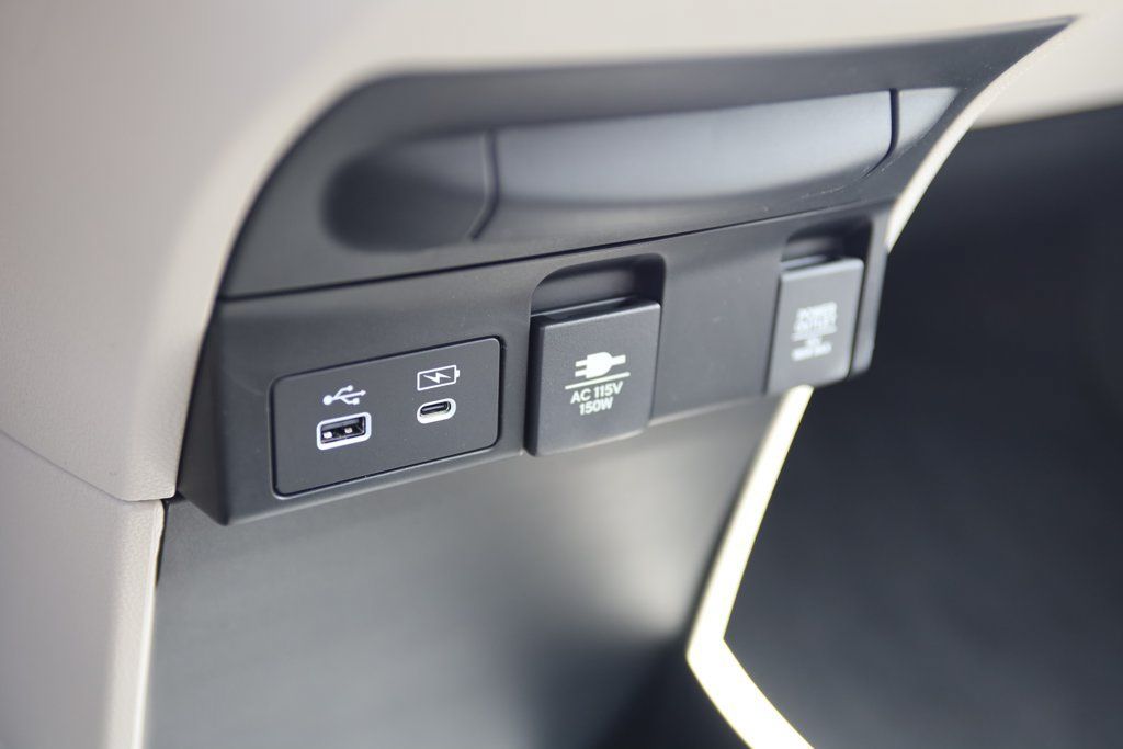 New 2027 Honda Odyssey Touring image 23