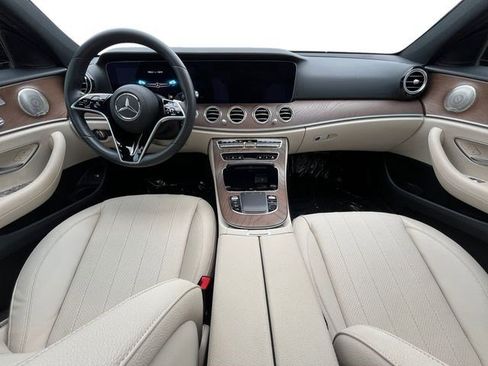 Used 2023 Mercedes-Benz E 350 Sedan image 13