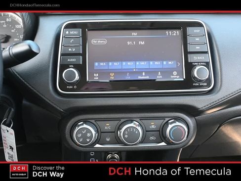 Used 2025 Nissan Versa S w/ Trunk Package image 12