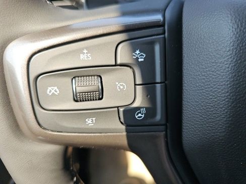 Used 2023 Chevrolet Silverado 1500 High Country image 17