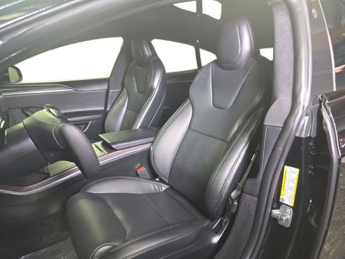 Used 2022 Tesla Model S AWD/4WD image 9