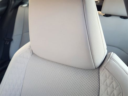 Used 2021 Lexus UX 250h w/ Premium Package image 15