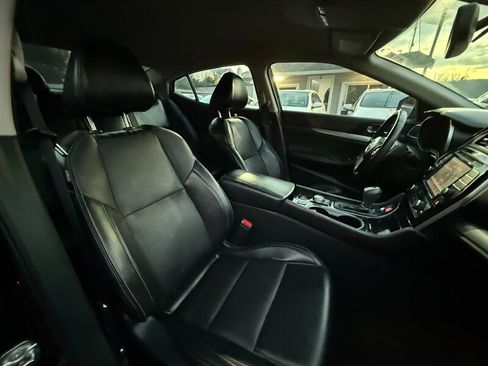 Used 2017 Nissan Maxima 3.5 SV image 11