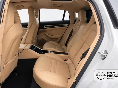 Used 2018 Porsche Panamera w/ Premium Package Plus RWD image 14