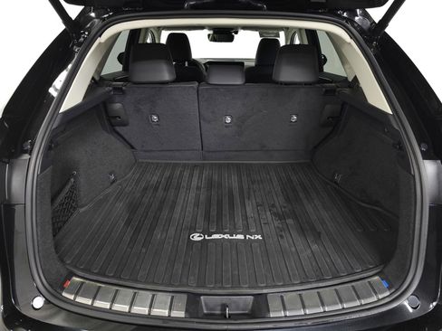 Used 2022 Lexus NX 350h Premium image 7