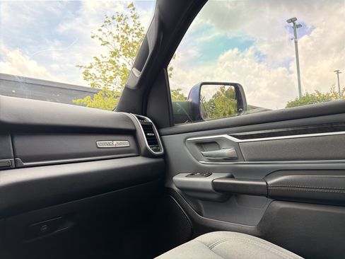 Used 2022 RAM 1500 Lone Star RWD image 17