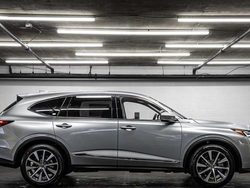 Used 2026 Acura MDX FWD w/ Technology Package image 6