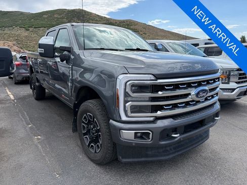 Used 2024 Ford F350 Platinum w/ FX4 Off-Road Package AWD/4WD image 3