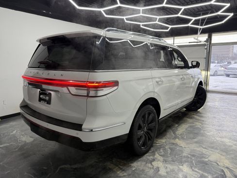 Used 2024 Lincoln Navigator Reserve w/ Equipment Group 201A image 3
