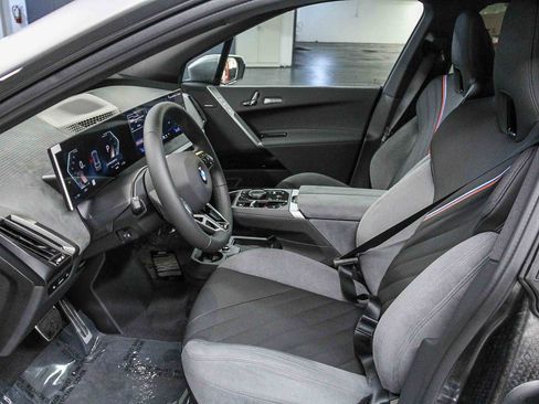 New 2026 BMW iX xDrive60 w/ M Sport Package image 19