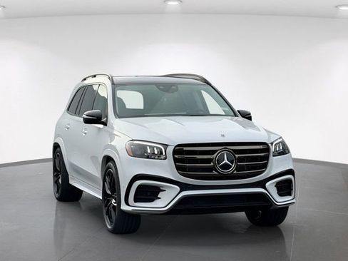 New 2026 Mercedes-Benz GLS 450 4MATIC image 3