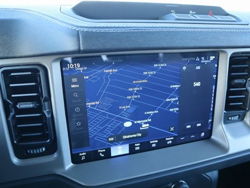 New 2025 Ford Bronco Outer Banks image 6