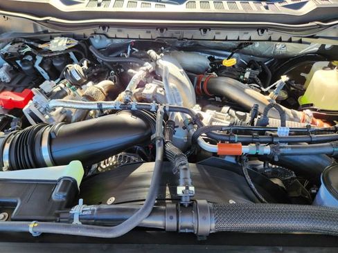 New 2026 Ford F250 Platinum image 32