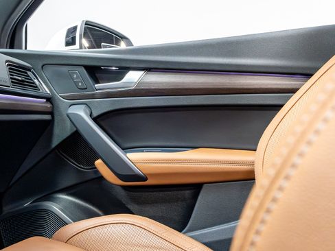 Used 2021 Audi Q5 Prestige image 13