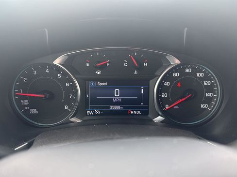 Used 2024 Chevrolet Equinox LT image 16