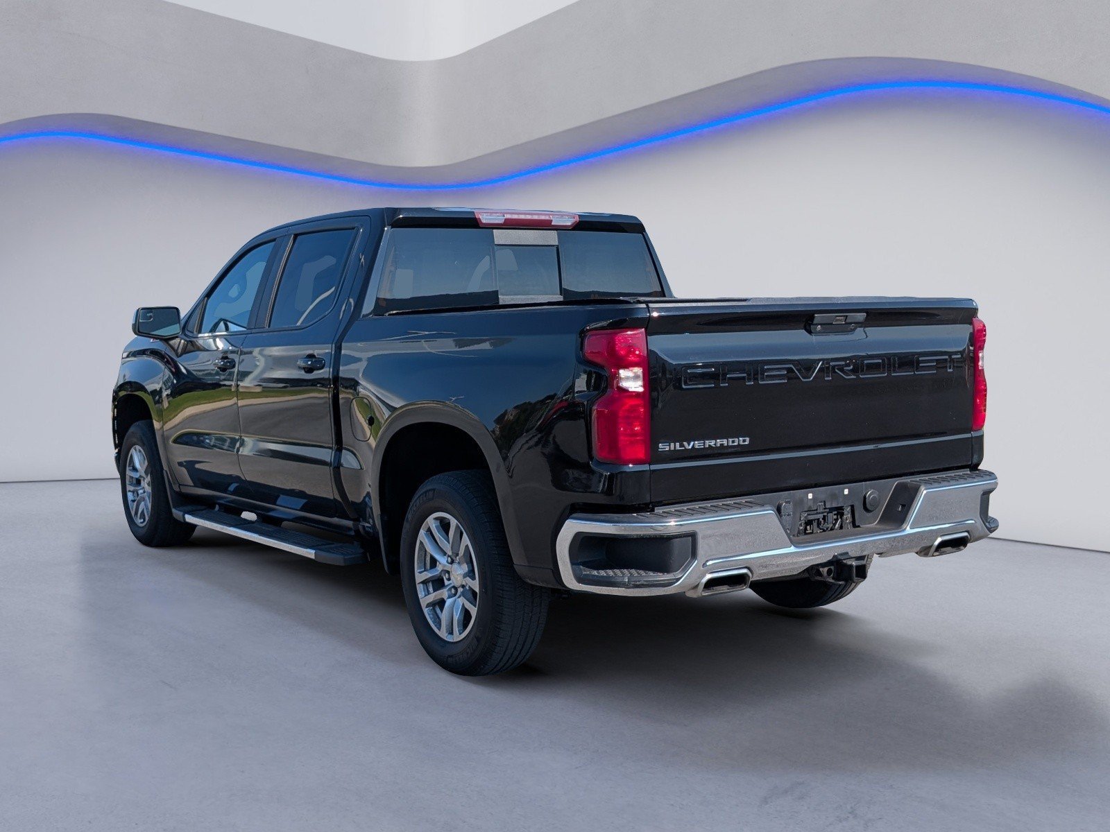 Used 2019 Chevrolet Silverado 1500 LT w/ All-Star Edition AWD/4WD image 5
