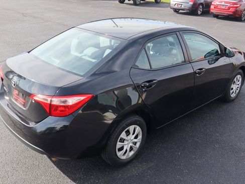 Used 2017 Toyota Corolla L FWD image 13