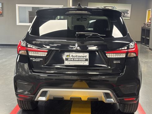 Used 2020 Mitsubishi Outlander Sport ES FWD image 5