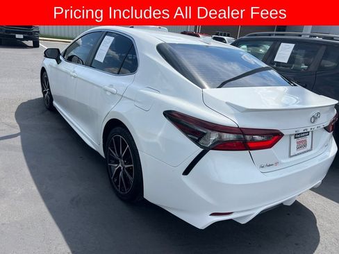 Used 2023 Toyota Camry SE FWD image 24