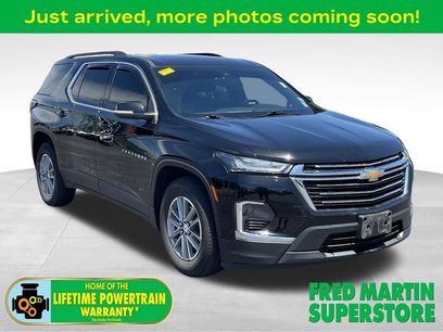 Used 2023 Chevrolet Traverse LT