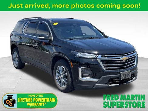 Used 2023 Chevrolet Traverse LT AWD/4WD image 1