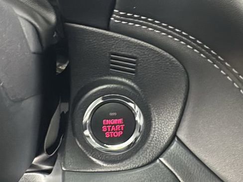 Certified 2025 Subaru Outback Premium image 28