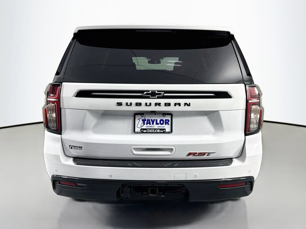 Certified 2023 Chevrolet Suburban RST w/ Luxury Package AWD/4WD image 6