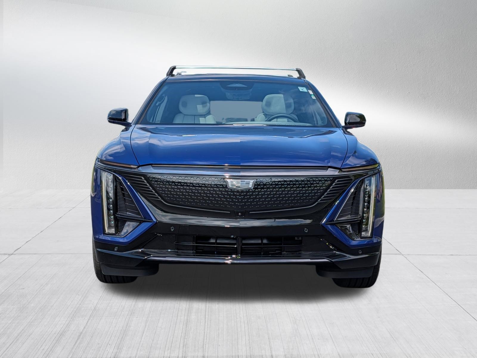 Used 2026 Cadillac Lyriq Premium Sport w/ LPO, Floor Liner Package AWD/4WD image 2
