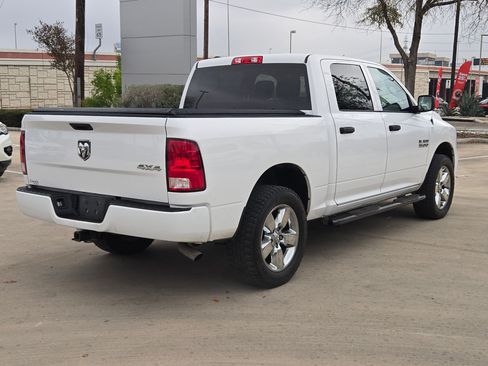 Used 2018 RAM 1500 Express image 3