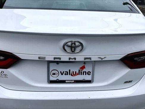 Used 2021 Toyota Camry SE FWD image 31