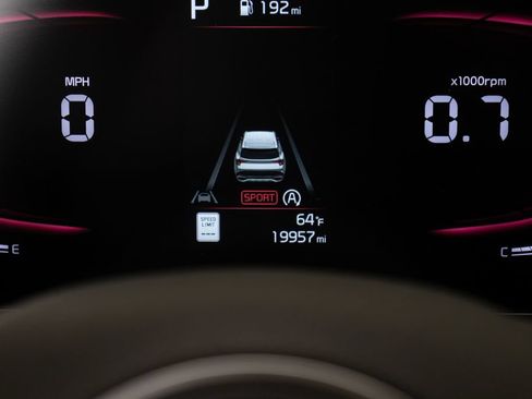 Used 2025 Kia Sportage LX FWD image 28