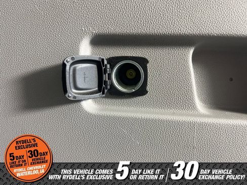 Certified 2018 GMC Acadia SLE w/ LPO, Black Accent Package image 25