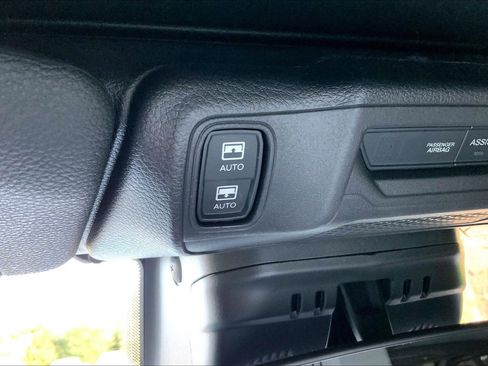 Certified 2024 Jeep Wrangler Willys image 30