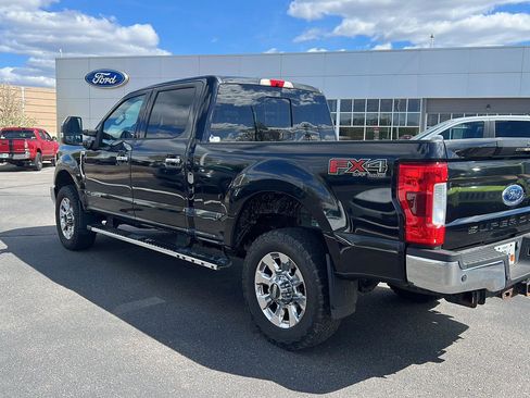 Used 2019 Ford F350 Lariat w/ Lariat Ultimate Package AWD/4WD image 7