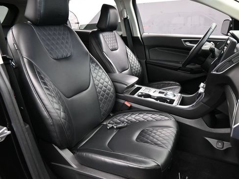 Used 2024 Ford Edge Titanium AWD/4WD image 49