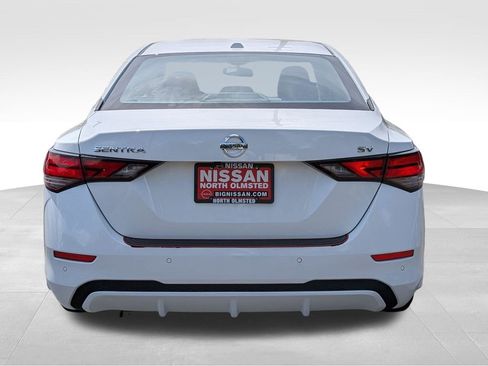 Certified 2020 Nissan Sentra SV FWD image 8