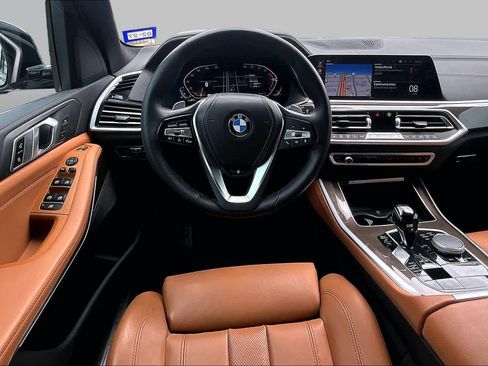 Used 2022 BMW X5 xDrive40i w/ Parking Assistance Package AWD/4WD image 5