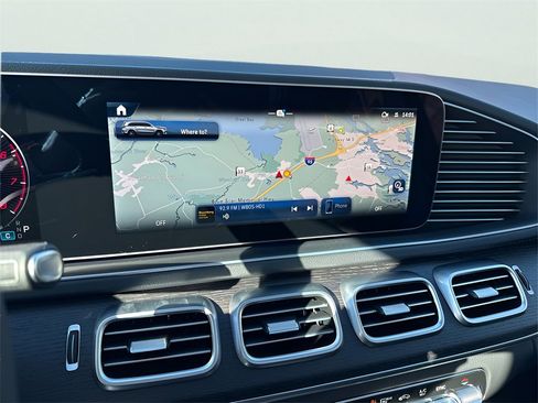 New 2026 Mercedes-Benz GLS 450 4MATIC image 17