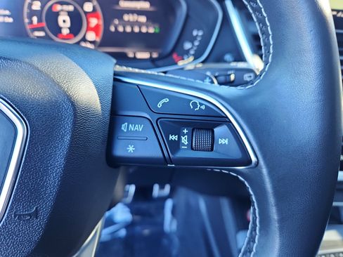 Used 2019 Audi SQ5 Premium Plus w/ Premium Plus Package image 20