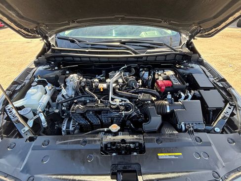 Used 2024 Nissan Altima 2.5 SR image 33