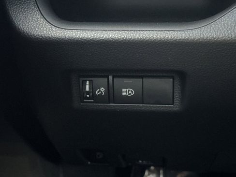 Certified 2025 Toyota RAV4 LE image 32